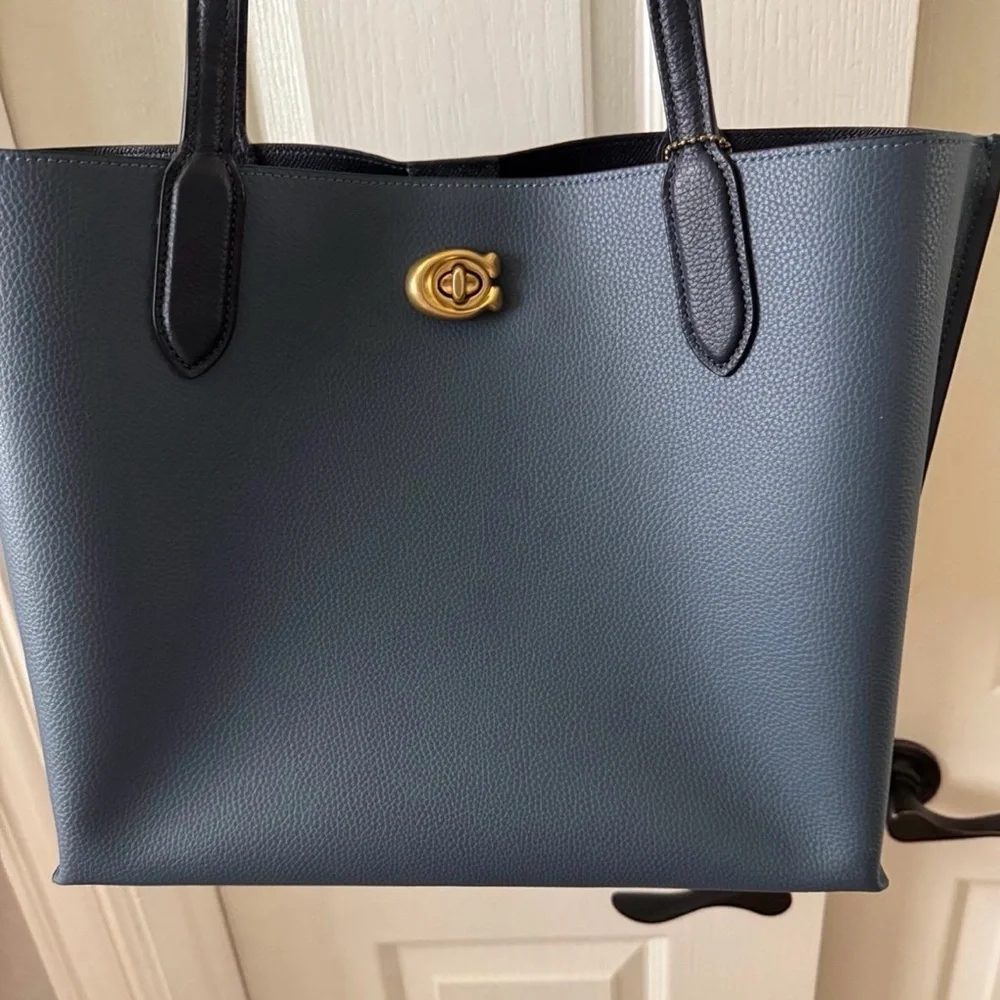 Coach willow Tote Bag purse HTF - Picture 3 of 5